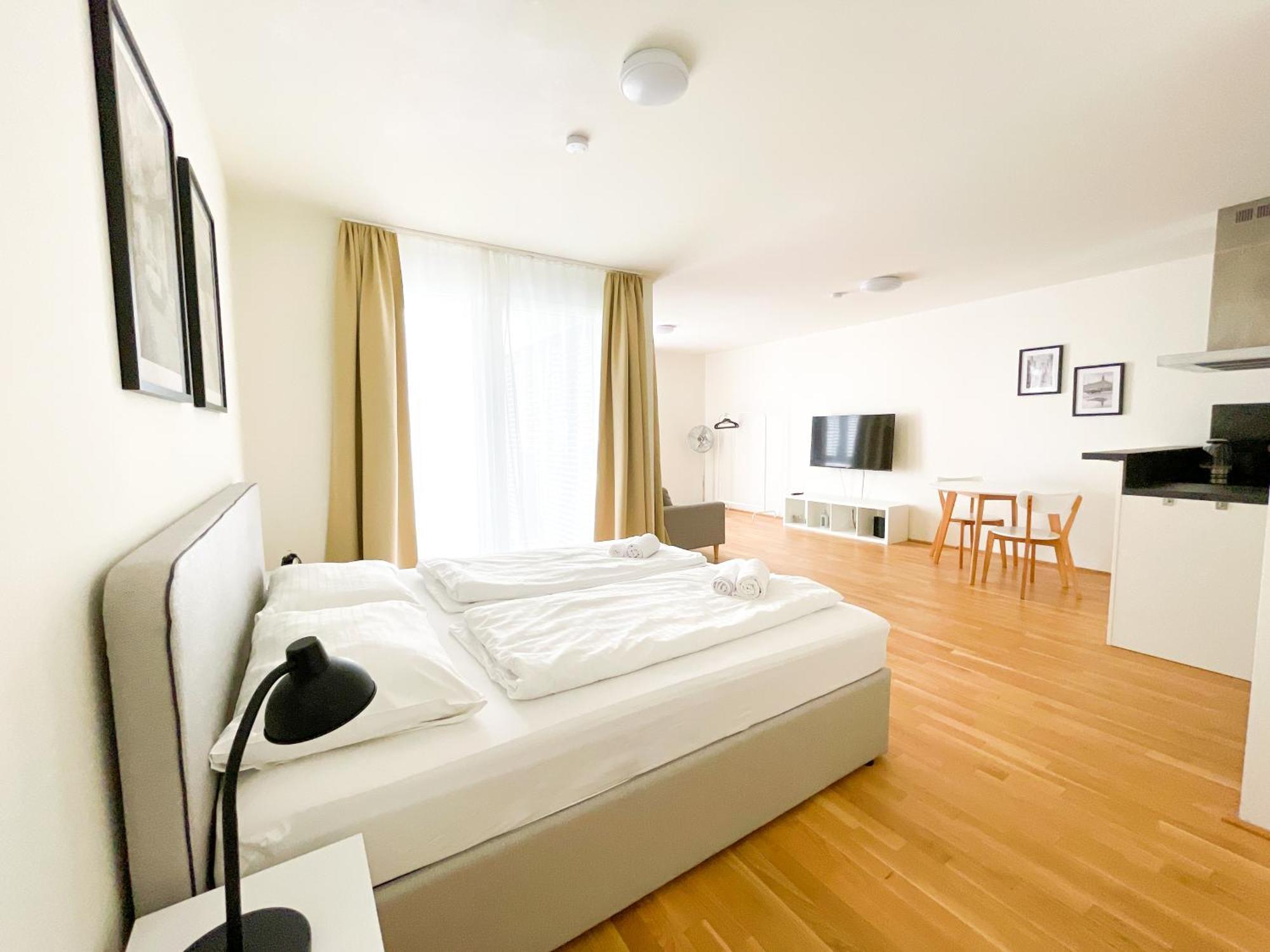Apartment Whats-app Self-check-in - 1br Apartment, Near Airport,15 Min To Center *