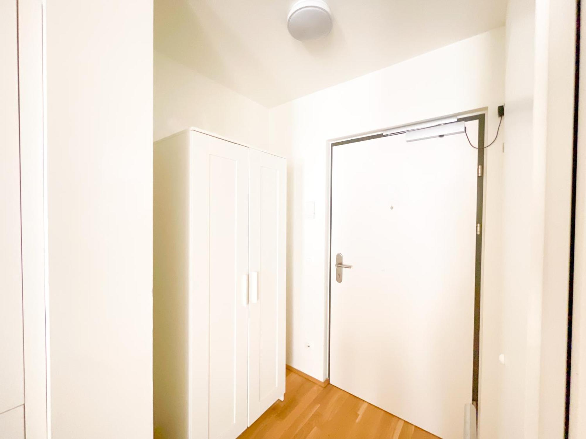 Apartment Whats-app Self-check-in - 1br Apartment, Near Airport,15 Min To Center Wien